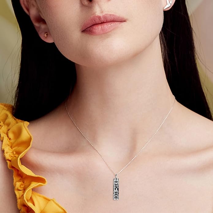 Sterling Silver Cute Animal Pendant Necklace Fox/Snake/Unicorn/Owl on Moon/Rabbit/Horse Necklace Jewelry Gifts for Women Mom Sister