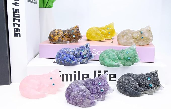 DUQGUHO Green Aventurine Cat Decor - Crystal Gifts for Lovers, Cute Resin Cat Statue Figurines, 1PC