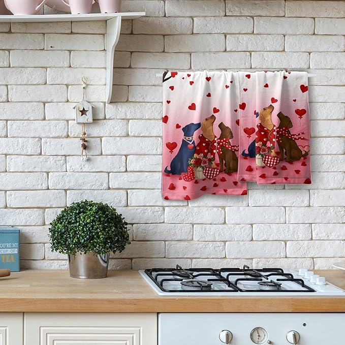 Giwawa Valentine Dog Hand Towels Set of 2 Romantic Love Soft Microfiber Absorbent Fingertip Face Towels for Bathroom Home Kitchen Hotel Spa