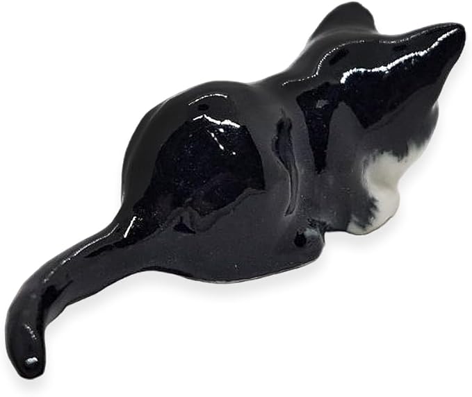 WitnyStore Tiny 1⅝" Long Black White Tuxedo Shorthair Cat Crouching Figurine - Miniature Hand Made Painted Ceramic Cats Kitten Feline Animal Cute Porcelain Decorative Collectible Figurines Décor Gifts
