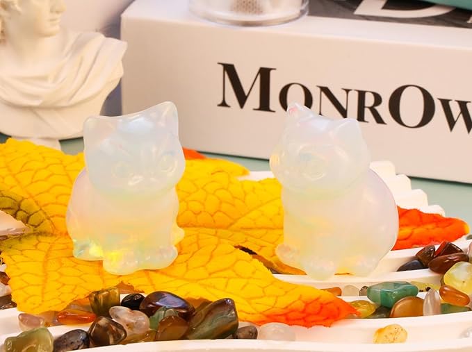 DUQGUHO Cat Decor Opal Cat Crystal Figurines Crystals Gifts for Cat Lovers Men Women Lucky Cute Cat Statue for Room Desk Decor 1PC