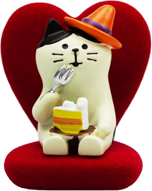 Cute Mini Cat Eating Cake Figurine Resin Cat for Office, Home Decoration Perfect Cute Cat Gift for Cat Lovers - Heart-Shaped Sofa