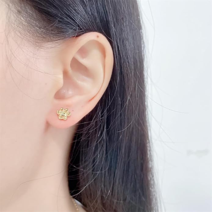 Cute 20g Paw Dog Cat Print Screw Flat Back Small Stud Earrings for Women Teen Girls Simple Stainless Steel Silver Gold Plated Animal Cartilage Tragus Piercing Little Studs Hypoallergenic Fashion Jewelry Birthday Gift