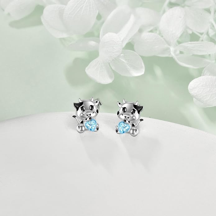Sterling Silver Cat / Cow / Pig / Bunny / Squirrel / Giraffe / Highland Cow / Lion / Chicken / Ladybug / Star / Moon Stud Earrings for Women Cute Animal Post Earrings Hypoallergenic Animal Jewelry Gift for Teens Girls