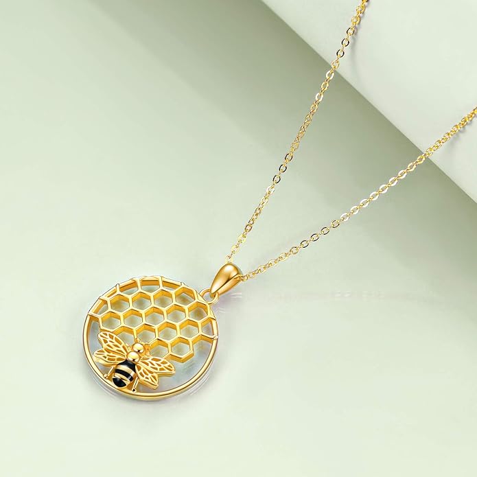 LUHE Bee Necklace 925 Sterling Silver Honeycomb Cute Flower Pendant Necklaces for Women Gifts for Her Women