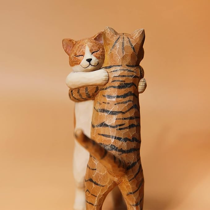 Resin Hugging Cat Statue with Wooden Grain, Embracing Cute Cat Figurine with Wooden Texture, Adorable Gifts of Love, for Cat Lovers, for Couple