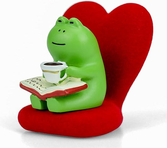 Cute Mini Frog Figurine with Small Sofa Resin Frog Figure for Office Home Decor - Cute Frog Gift for Frog Lovers (Love Shaped Sofa)