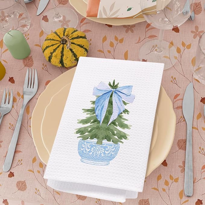 SPBL&L Chinoiserie Christmas Kitchen Towels, Light Blue Porcelain Chinoiserie Christmas Tree Hand Towels, 16x24 Inch