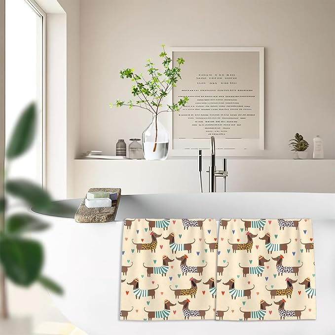 Cute Dog Hand Towels Set of 2,Dachshunds Hearts Bath Hand Towels for Bathroom Decorative Soft Absorbent Dish Towels for Kitchen Bathroom Gym Hotel Spa Sport 16x24 Inches