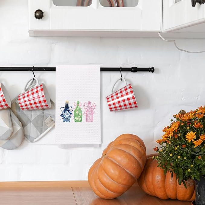 Preppy Chinoiserie Champagne Kitchen Towels, Coquette Bow Dish Towels for Kitchen, Blue and White Chinoiserie Decor Hand Towels for Bathroom, Chinoiserie Decor, Grandmillennial Home Decor, 16x24 Inch