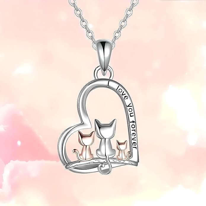 Cute Heart Necklace, With Black Cat - Charming Cat Heart in Rose Gold - Stylish Gift for Women & Party Accessory
