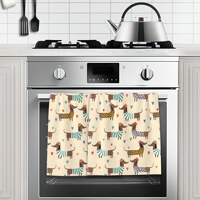 Cute Dog Hand Towels Set of 2,Dachshunds Hearts Bath Hand Towels for Bathroom Decorative Soft Absorbent Dish Towels for Kitchen Bathroom Gym Hotel Spa Sport 16x24 Inches
