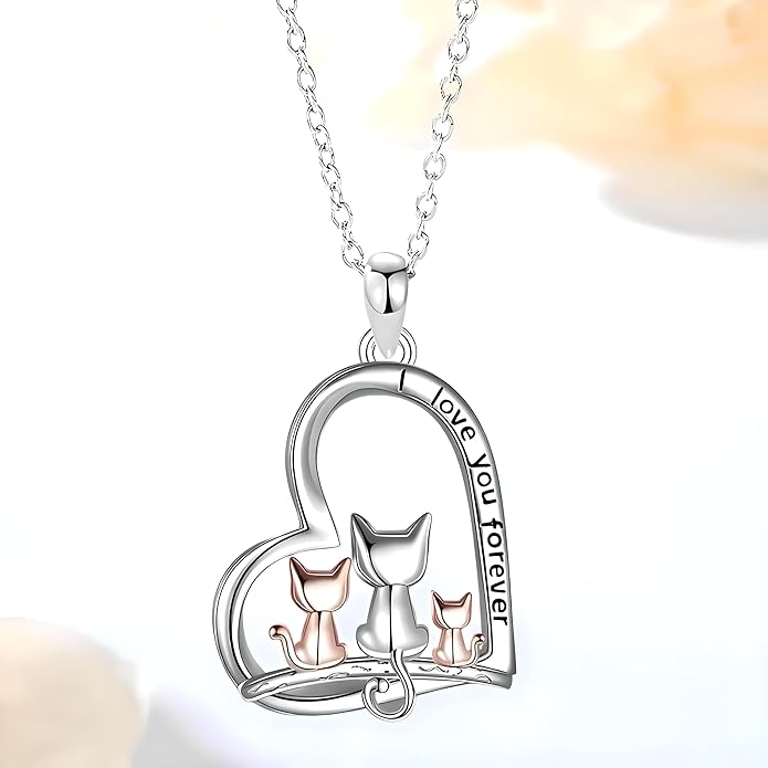 Cute Heart Necklace, With Black Cat - Charming Cat Heart in Rose Gold - Stylish Gift for Women & Party Accessory
