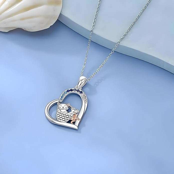 Cute Heart Necklace, With Black Cat - Charming Cat Heart in Rose Gold - Stylish Gift for Women & Party Accessory