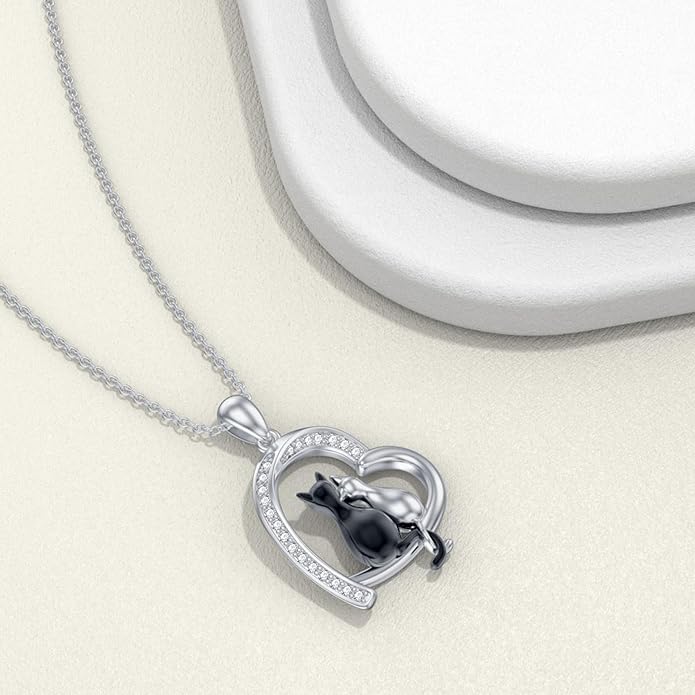 WINNICACA Sterling Silver Cat/Ladybugs/Cow/Cardinal/Hummingbird/Dragonfly Necklace for Women Exquisite Jewelry Gifts for Birthday, Christmas Gifts for Mother and Daughter