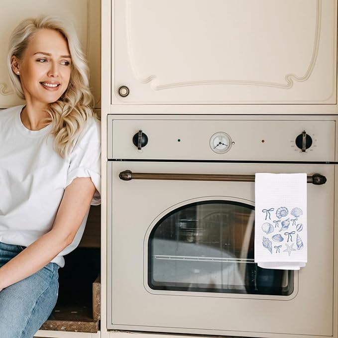 Coquette Blue Bow Seashell Beach Kitchen Towels, Preppy Blue Beach Hand Towels for Bathroom, Coastal Nautical Beachy Decorative Dish Tea Towels for Kitchen, 16x24 Inch