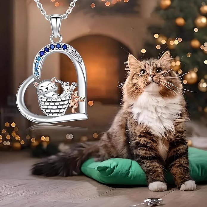 Cute Heart Necklace, With Black Cat - Charming Cat Heart in Rose Gold - Stylish Gift for Women & Party Accessory