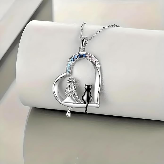 Cute Heart Necklace, With Black Cat - Charming Cat Heart in Rose Gold - Stylish Gift for Women & Party Accessory