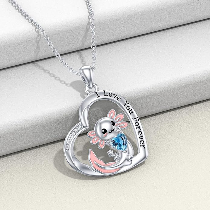 WINNICACA Sterling Silver Cat/Ladybugs/Cow/Cardinal/Hummingbird/Dragonfly Necklace for Women Exquisite Jewelry Gifts for Birthday, Christmas Gifts for Mother and Daughter