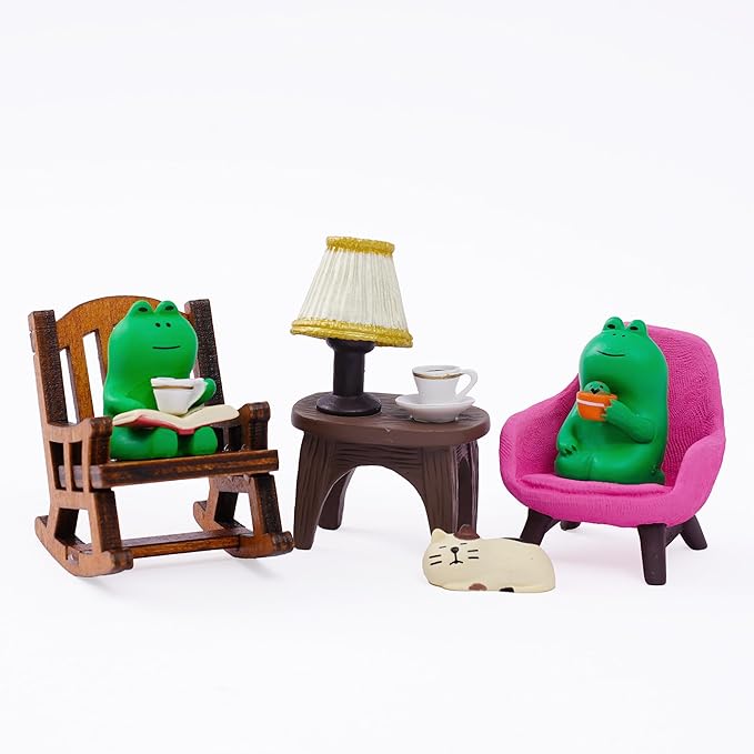 Miniature Frog Figurines Statue - Cute Frog Decor for Desk and Bedroom, Gifts for Frog Lovers Cute Home Office Desk Decor