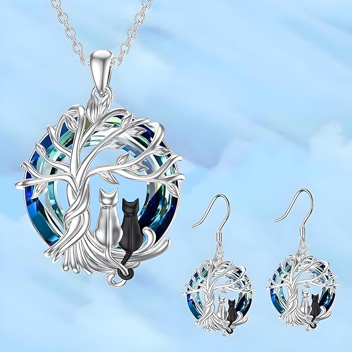 Cute Heart Necklace, With Black Cat - Charming Cat Heart in Rose Gold - Stylish Gift for Women & Party Accessory