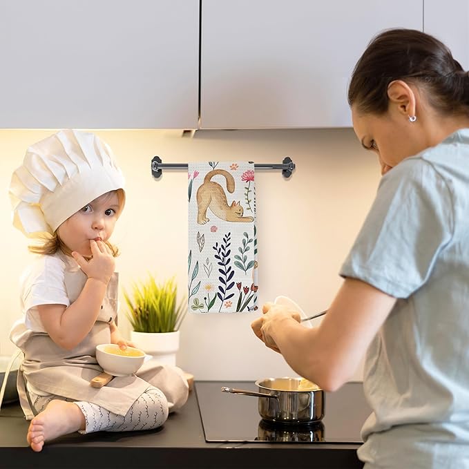 Pastoral Cat Kitchen Towels, Cat Lover Mom Lady Gifts Hand Towels for Bathroom Kitchen Decorative, Rustic Cottagecore Floral Kitty Kitten Dish Tea Towels Drying Cloth, 16x24 Inch