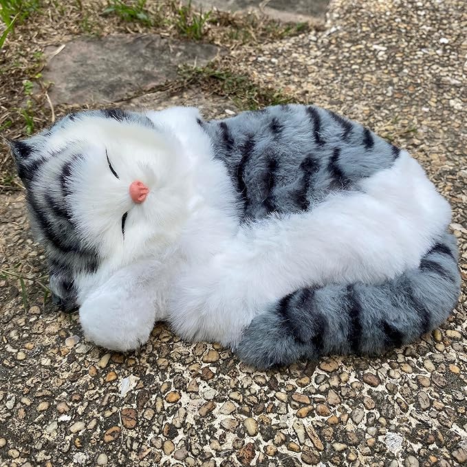 Realistic Plush Sleeping Cat Figurine Simulation Kitty Lifelike Kitten Home Office Shelf Decorative Statue, Synthetic Fur Pet Replica (Gray-Tabby)