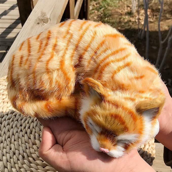Realistic Furry Sleeping Cat Figurine Simulation Kitty Lifelike Kitten Home Office Shelf Decorative Statue, Synthetic Fur Pet Replica (Tabby)