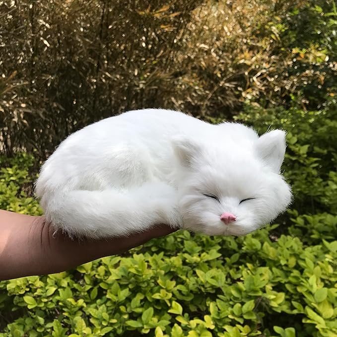 Realistic Furry Sleeping Cat Figurine Simulation Kitty Lifelike Kitten Home Office Shelf Decorative Statue, Synthetic Fur Pet Replica (White)